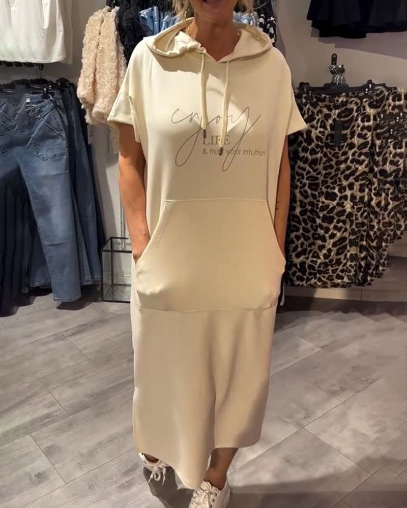 Sásquia - Casual šaty s kapucí