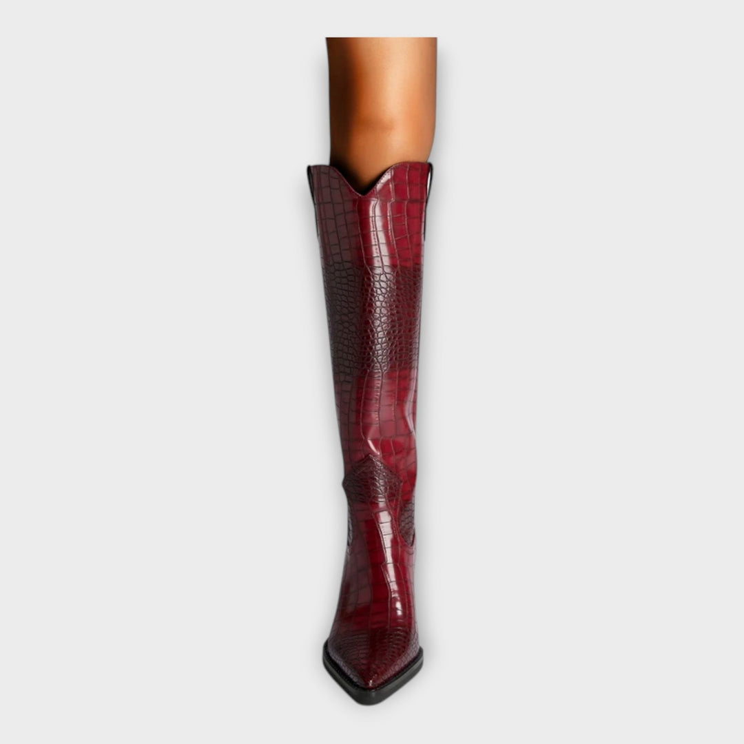 Boty s designem krokodýla a elegantním podpatkem