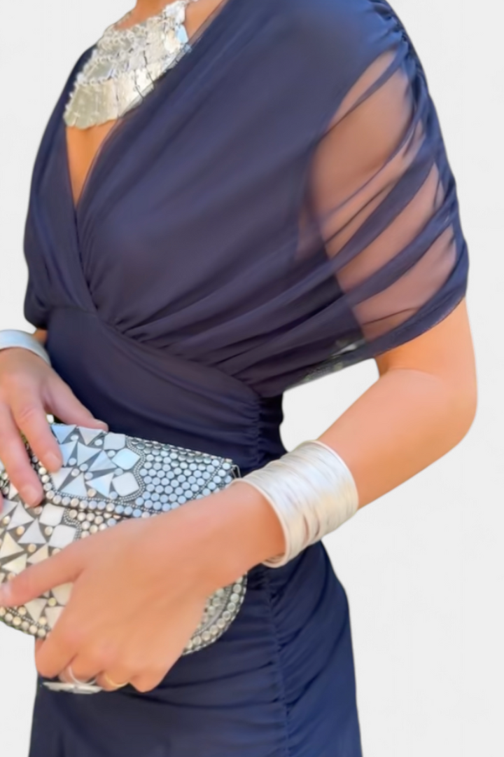 Luana - Elegantní šaty s výstřihem do V