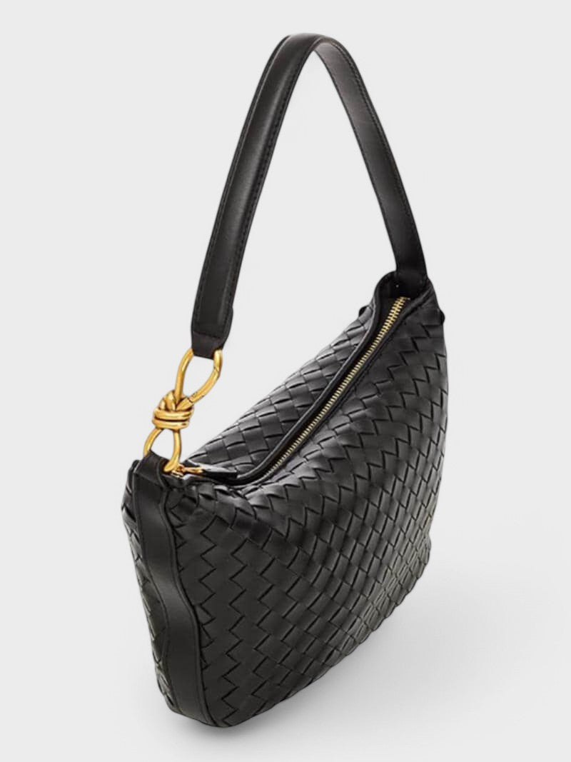 Isa - Burgundské Chic