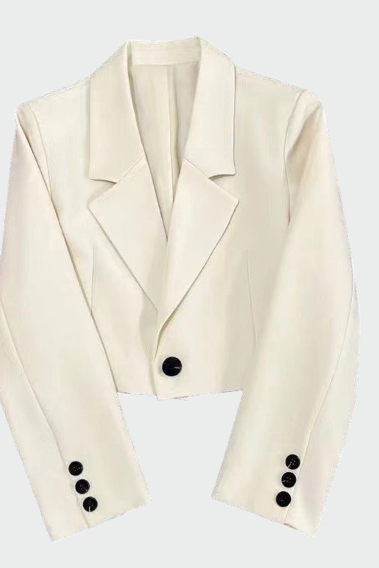 Sofistikovaný blazer v linii