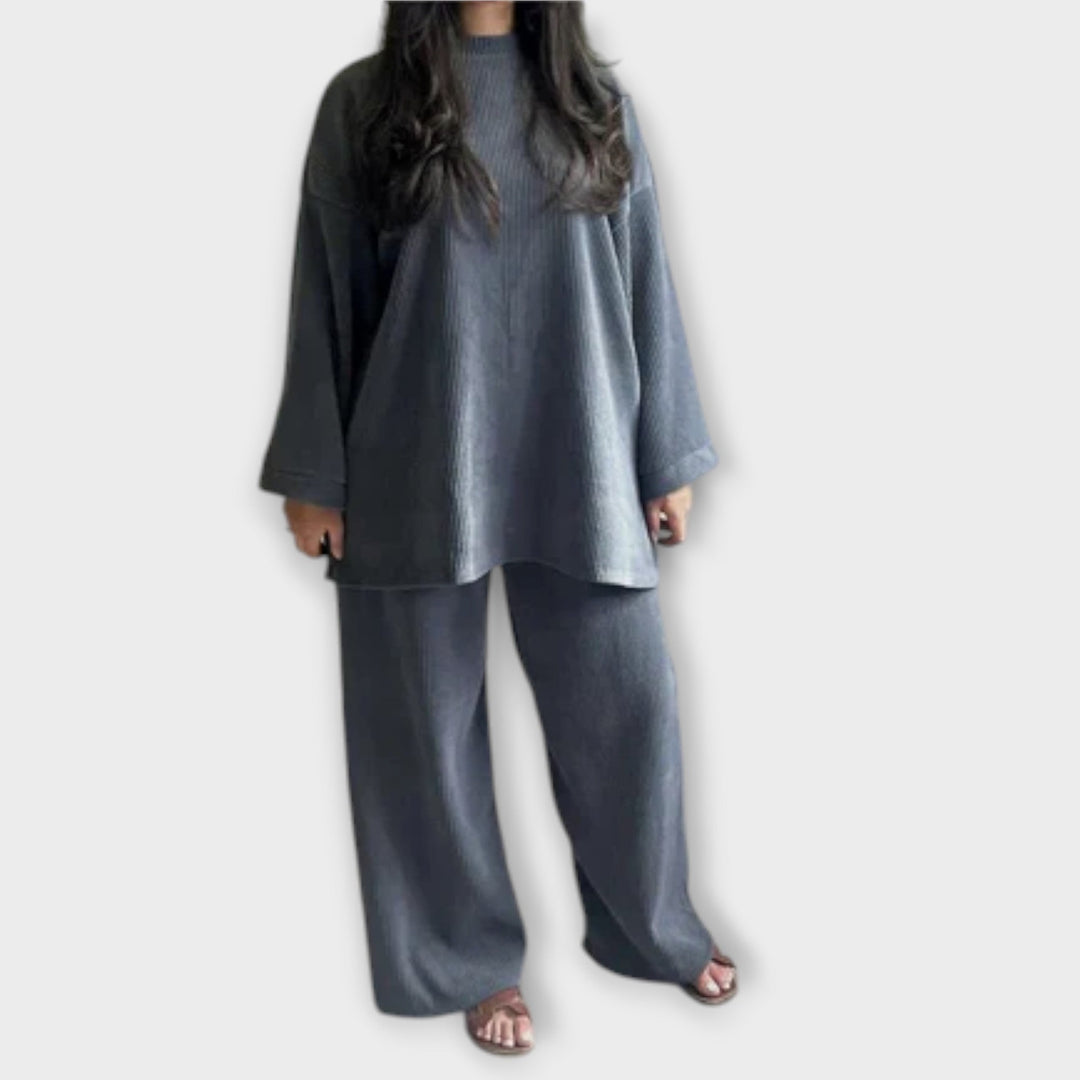 Ingrid - Plus Size Set with Smooth Ribbing